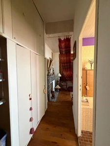 PLAISANCE (32) centre, élegante MAISON DE MAITRE XVIIIs, sans travaux, 190m2 sur 800m2 de jardin clos et paysagé, belle dépendance, chauffage central , 4chambres dont 1 au rez-de-chaussée, salon 44m2