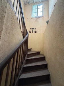  AIGNAN (32): BEL ENSEMBLE IMMOBILIER de caractere  A RENOVER 300m2 + local AVEC vitrine, jardin clos 360M2 , ideal investisseur, brocante, artiste, familles