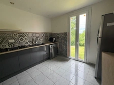 PLAISANCE (32) nearby: BEAUTIFUL renovated COUNTRY HOUSE 170m2, economical, no NEIGHBORS, QUIET location, enclosed garden 3300m2, outbuildings 