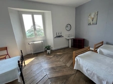 MARCIAC (32): Beautiful castle overlooking 8 hectares, ideal for public reception, events, senior residence, community, shared housing