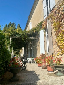 Dpt (32) NOGARO nearby, ELEGANT NOTABLES' HOUSE, economical, from the 19th century, 600M2, centuries-old park, U-shaped outbuildings, 11 ha, no work required, 