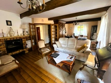 PLAISANCE(32), BELLE MAISON RENOVEE 130m2 par artisan+ APPARTEMENT (ou local) 42m2, jardin clos 650m2, garage, atelier, au calme, commerces à pied ! SANS TRAVAUX