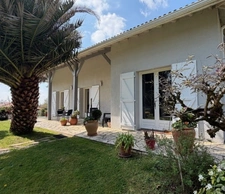 AIGNAN(32) : ELEGANTE MAISON TRADITIONNELLE  des années 80, SANS TRAVAUX, 150m2 habitables, bien située à AIGNAN, sur 2.000m2, les commerces A PIED !