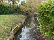 PLAISANCE DU GERS (32): Elegant bourgeois house with garages and outbuildings, in original condition, 190m2 on landscaped grounds of 5,000m2, in a quiet location. 