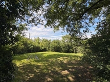 PLAISANCE (32) nearby: BEAUTIFUL renovated COUNTRY HOUSE 170m2, economical, no NEIGHBORS, QUIET location, enclosed garden 3300m2, outbuildings 