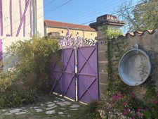 PLAISANCE (32) centre, élegante MAISON DE MAITRE XVIIIs, sans travaux, 190m2 sur 800m2 de jardin clos et paysagé, belle dépendance, chauffage central , 4chambres dont 1 au rez-de-chaussée, salon 44m2