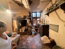  AIGNAN (32): BEL ENSEMBLE IMMOBILIER de caractere  A RENOVER 300m2 + local AVEC vitrine, jardin clos 360M2 , ideal investisseur, brocante, artiste, familles