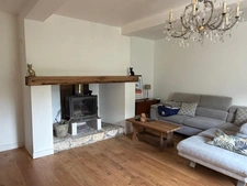 Near Plaisance (32) and Maubourguet (65): In a peaceful setting, a beautiful 180m² rural property on 1.5 hectares of wooded land, requiring no work, with no overlooking neighbors... A truly special pl