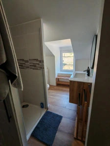 Near Plaisance (32) and Maubourguet (65): In a peaceful setting, a beautiful 180m² rural property on 1.5 hectares of wooded land, requiring no work, with no overlooking neighbors... A truly special pl