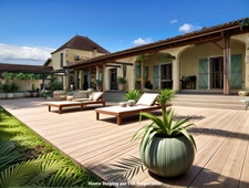 Dpt Gers (32), MARCIAC proche, ELEGANTE PROPRIETE plain-pied 4.5 Hectares piscinables, beaux volumes, belles prestations, hangar 700m2, garage