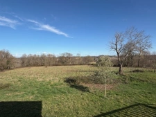 PLAISANCE (32) nearby: at the end of the road, NO NEIGHBORS, beautiful VIEW, beautiful 174m2 HOUSE, economical, ecological, on 15000m2 of flat, elevated land. 