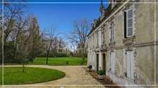 Dpt (32) NOGARO nearby, ELEGANT NOTABLES' HOUSE, economical, from the 19th century, 600M2, centuries-old park, U-shaped outbuildings, 11 ha, no work required, 