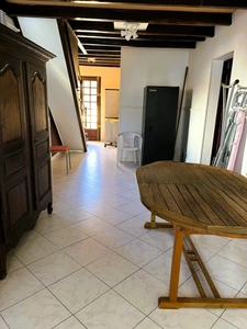 PLAISANCE(32), BELLE MAISON RENOVEE 130m2 par artisan+ APPARTEMENT (ou local) 42m2, jardin clos 650m2, garage, atelier, au calme, commerces à pied ! SANS TRAVAUX