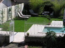 Dpt Gers (32), AIRE SUR L ADOUR proche, PROPRIETE BOURGEOISE du XIX, sans travaux, avec gite indépendant, maison de gardien, avec jardin, garage, piscine, sur les Chemins de St jacques 