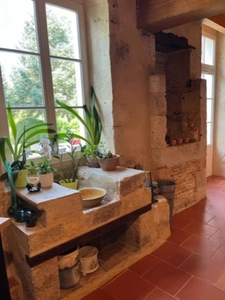 Department (32): ELEGANT 19TH CENTURY CASTLE, requiring no work, medieval foundations with moat, swimming pool, on 9100m2 enclosed garden. 