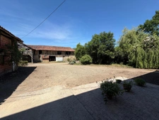  PLAISANCE (32); AUTHENTIC GASCONNE HOUSE 300M2 in its original condition, somewhat hidden, 1HA large outbuildings...