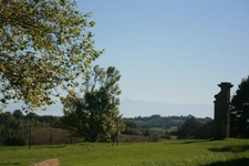 MARCIAC (32): Beautiful castle overlooking 8 hectares, ideal for public reception, events, senior residence, community, shared housing