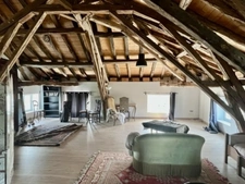 Department (32): ELEGANT 19TH CENTURY CASTLE, requiring no work, medieval foundations with moat, swimming pool, on 9100m2 enclosed garden. 