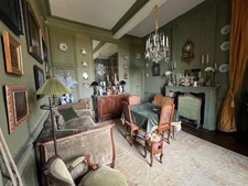 Elegant 18th-century château, requiring no work, on 1 hectare enclosed by walls, landscaped garden, chapel, orangery, outbuildings, ideal for family or events, near Pau, Lourdes, Marciac, Tarbes...