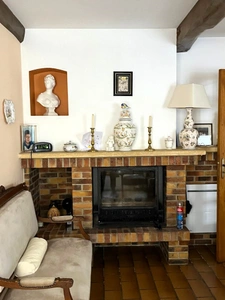 PLAISANCE(32), BELLE MAISON RENOVEE 130m2 par artisan+ APPARTEMENT (ou local) 42m2, jardin clos 650m2, garage, atelier, au calme, commerces à pied ! SANS TRAVAUX