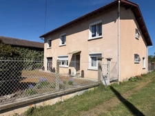  PLAISANCE (32) proche : MAISON TRADITIONNELLE 1960, dépendances, terrain clos avec jardin de 1.000m2 environ au calme, vue campagne