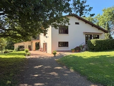 PLAISANCE DU GERS(32) sur les coteaux, PROPRIETE D ARCHITECTE 1965 sur 2HA, Dépendances, un peu cachée , VUE Pyrénées et bois, sans vis à vis, CALME, 