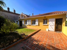 PLAISANCE(32), MAISON DE CARACTERE avec jardin clos, garage, atelier + T2 en duplex au calme , commerces à pied !
