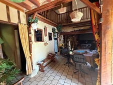 Nogaro(32) 7 km, ANCIENNE METAIRIE GASCONNE 280m2 dont 160m2 habtiables sur 4.5ha, au bout d'un long chemin, CACHEE, SANS VIS A VIS, 5 ha de bois et terres, AU CALME, dépendances, rare