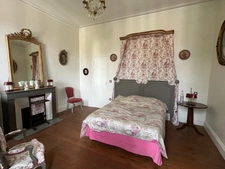 Marciac (32) VERY ELEGANT MANOR HOUSE, requiring no work, with an artist's house or gîte, walled centuries-old park