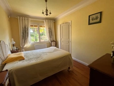 PLAISANCE(32), BELLE MAISON RENOVEE 130m2 par artisan+ APPARTEMENT (ou local) 42m2, jardin clos 650m2, garage, atelier, au calme, commerces à pied ! SANS TRAVAUX