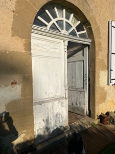 MARCIAC (32): Beautiful castle overlooking 8 hectares, ideal for public reception, events, senior residence, community, shared housing
