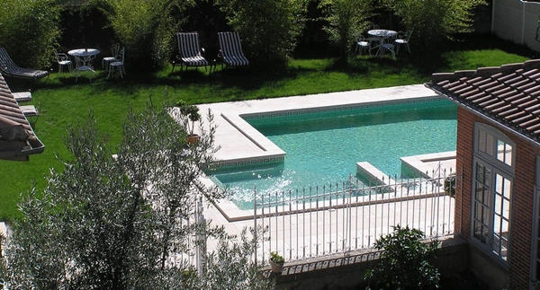 Dpt Gers (32), AIRE SUR L ADOUR proche, PROPRIETE BOURGEOISE du XIX, sans travaux, avec gite indépendant, maison de gardien, avec jardin, garage, piscine, sur les Chemins de St jacques 