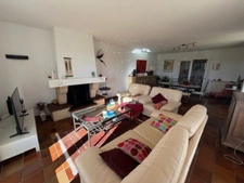 AIGNAN(32) : ELEGANTE MAISON TRADITIONNELLE  des années 80, SANS TRAVAUX, 150m2 habitables, bien située à AIGNAN, sur 2.000m2, les commerces A PIED !