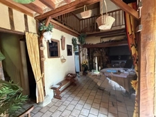 Nogaro(32) 7 km, ANCIENNE METAIRIE GASCONNE 280m2 dont 160m2 habtiables sur 4.5ha, au bout d'un long chemin, CACHEE, SANS VIS A VIS, 5 ha de bois et terres, AU CALME, dépendances, rare