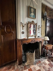 Elegant 18th-century château, requiring no work, on 1 hectare enclosed by walls, landscaped garden, chapel, orangery, outbuildings, ideal for family or events, near Pau, Lourdes, Marciac, Tarbes...