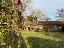 PLAISANCE DU GERS(32): MAISON BOURGEOISE avec garages et dependances , dans son jus, 190m2 sur terrain paysagé 5.000m2, au calme, 
