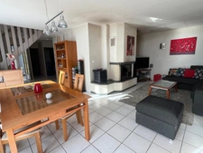 MARCIAC (32), MAISON DE CHARME de 1995, 130 m² habitables, 3200m2 terrain arboré, un peu cachée, vue, 4 chambres, grand sejour, SANS NUISANCE 