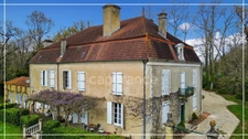 Dpt (32) NOGARO nearby, ELEGANT NOTABLES' HOUSE, economical, from the 19th century, 600M2, centuries-old park, U-shaped outbuildings, 11 ha, no work required, 