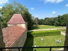 MARCIAC (32): Beautiful castle overlooking 8 hectares, ideal for public reception, events, senior residence, community, shared housing