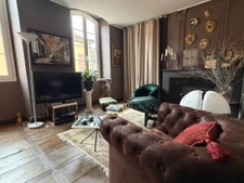 MARCIAC (32): élégante MAISON en pierre, singulière, 170m2 SANS TRAVAUX 4 chambres, salon cathedrale et autres...