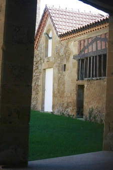 MARCIAC (32): Beautiful castle overlooking 8 hectares, ideal for public reception, events, senior residence, community, shared housing