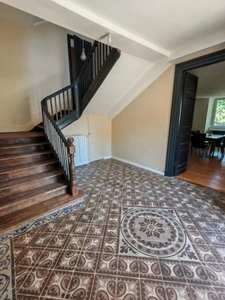 Near Plaisance (32) and Maubourguet (65): In a peaceful setting, a beautiful 180m² rural property on 1.5 hectares of wooded land, requiring no work, with no overlooking neighbors... A truly special pl
