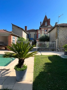 Dpt Gers (32), AIRE SUR L ADOUR proche, PROPRIETE BOURGEOISE du XIX, sans travaux, avec gite indépendant, maison de gardien, avec jardin, garage, piscine, sur les Chemins de St jacques 