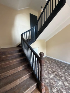 Near Plaisance (32) and Maubourguet (65): In a peaceful setting, a beautiful 180m² rural property on 1.5 hectares of wooded land, requiring no work, with no overlooking neighbors... A truly special pl