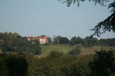 MARCIAC (32): Beautiful castle overlooking 8 hectares, ideal for public reception, events, senior residence, community, shared housing