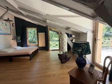 MARCIAC(32) proche: AUTHENTIQUE MOULIN SEIGNEURIAL d'EXCEPTION  des XIV-XVIIIs, caché, avec son bief baignable, 1.5 HECTARE, élégante rénovation, meublé, tennis, RARE