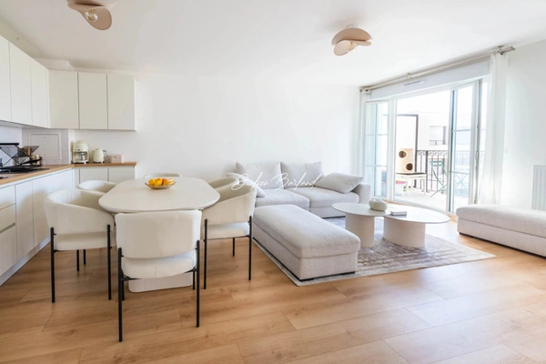Appartement à vendre 3 pièces avec balcon et parking en sous-sol CHELLES (77)