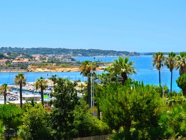 APPARTEMENT T2 PLEINE VUE MER + PARKING + PISCINE à vendre SIX FOURS LES PLAGES (83)