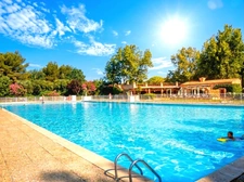 APPARTEMENT T2 + PARKING + PISCINE à vendre SIX-FOURS-LES-PLAGES (83)
