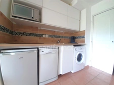 APPARTEMENT T2 TERRASSE + PARKING + PISCINE / 100M PLAGES  à vendre SIX-FOURS-LES-PLAGES (83)